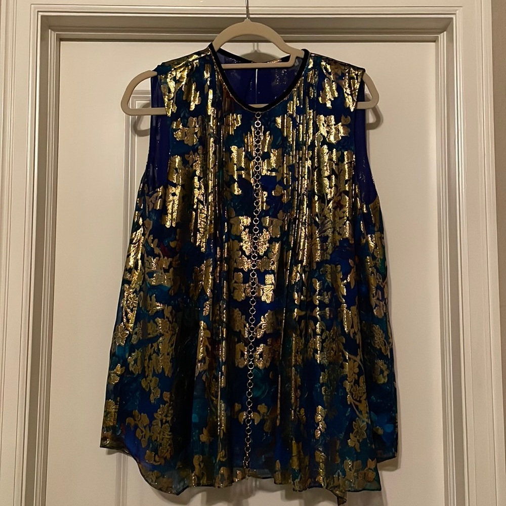 Large Elie Tahari sleeveless blouse blue, green and gold